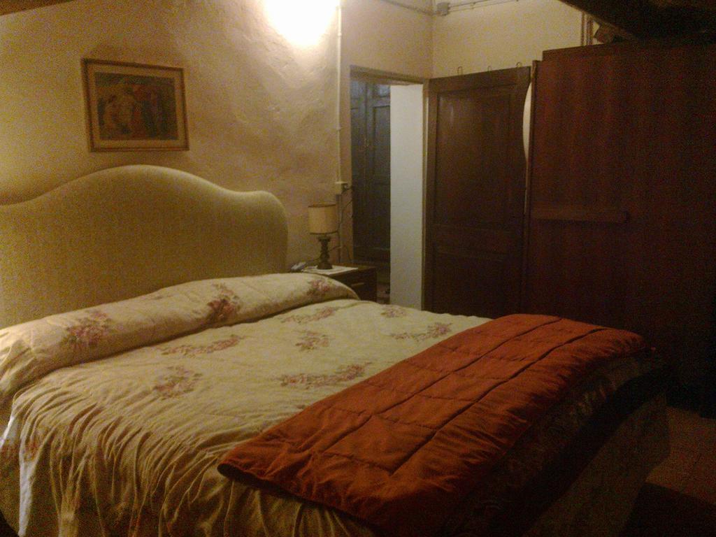 Agriturismo Antica Golena Гвасталла Экстерьер фото